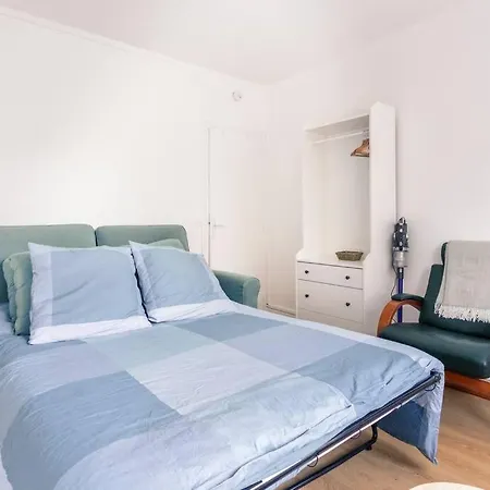 Cosy Studio/le Chesnay-paris شقة لو شيسني